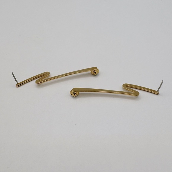 VINTAGE Gold-Tone Crystal Zig Zag Earrings - Picture 8 of 11